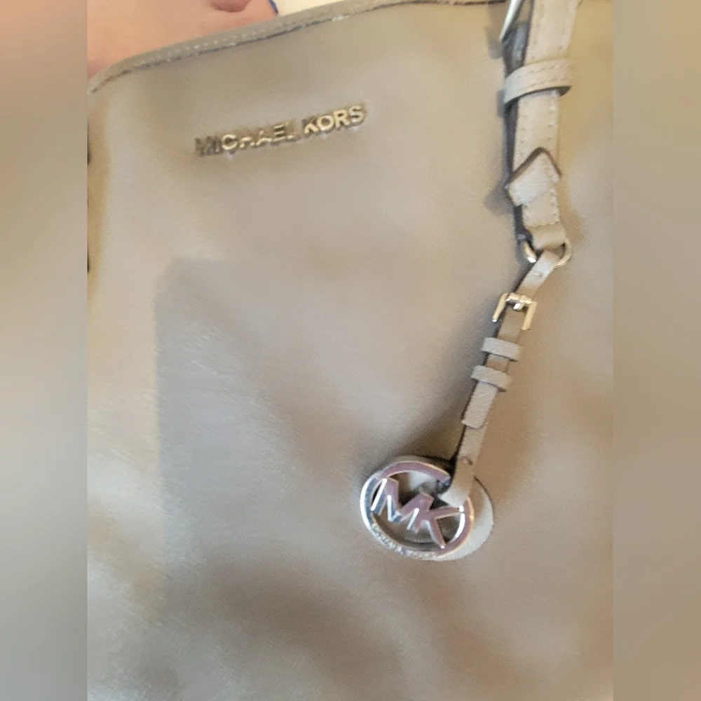 Michael Kors Jet Set Travel Tote Shoulder Bag Taupe Saffiano Leather Work Bag